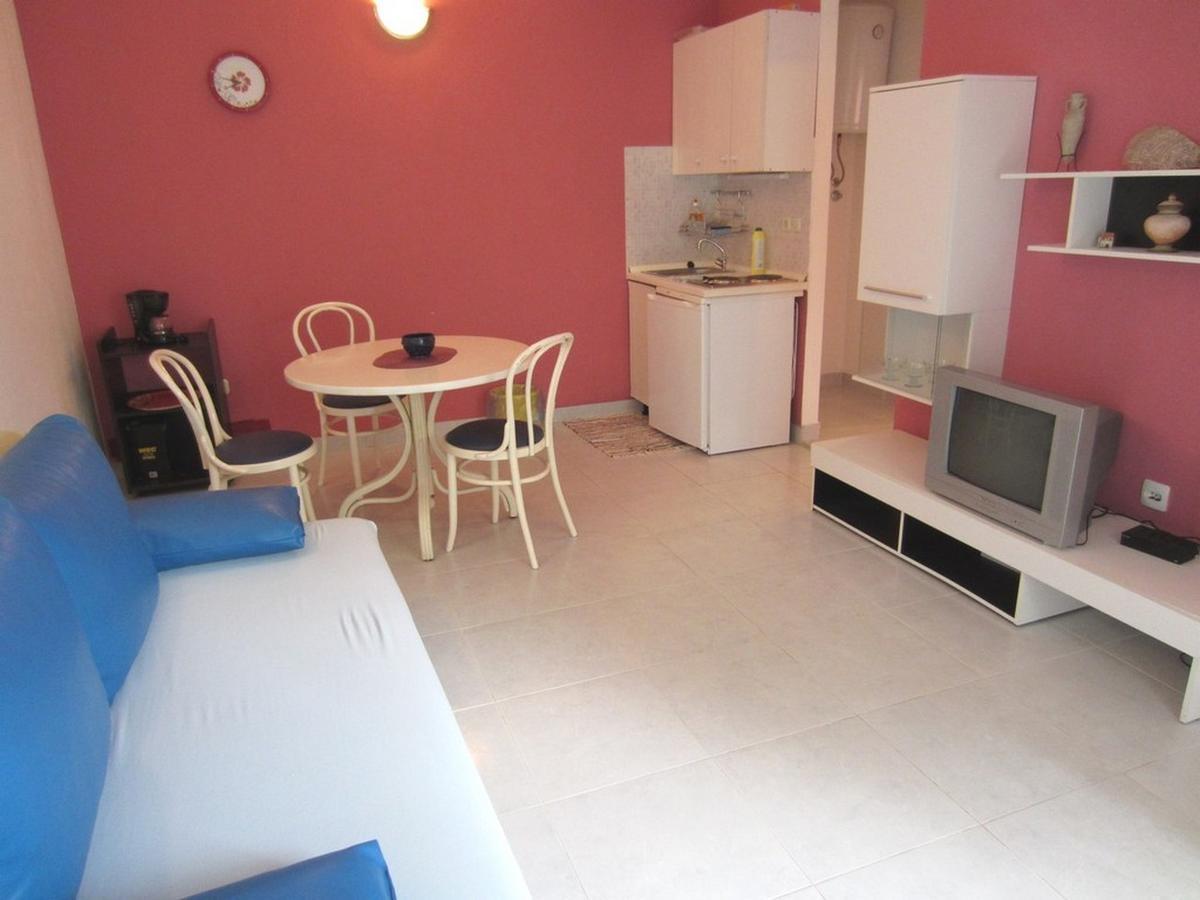Apartments Zdenka Donji Okrug  Extérieur photo