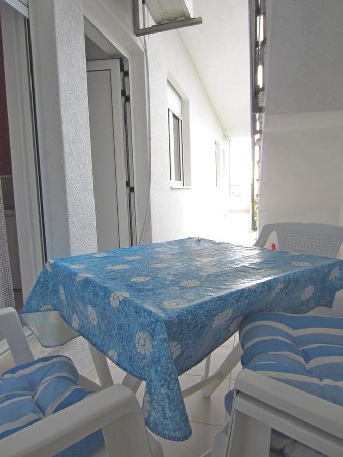 Apartments Zdenka Donji Okrug  Extérieur photo